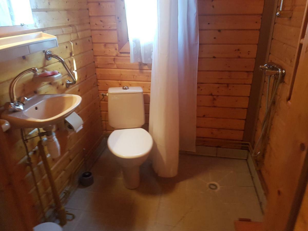 Les Chalets De Montorgueil Saurat Exterior photo