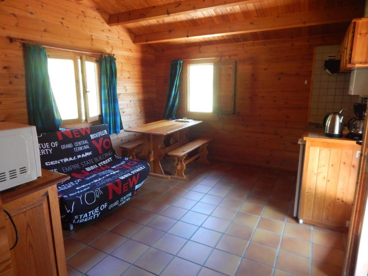 Les Chalets De Montorgueil Saurat Exterior photo